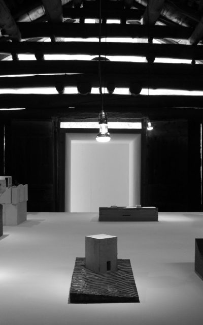 El espacio del curador. Espacio para exposición en Stampa, Suiza